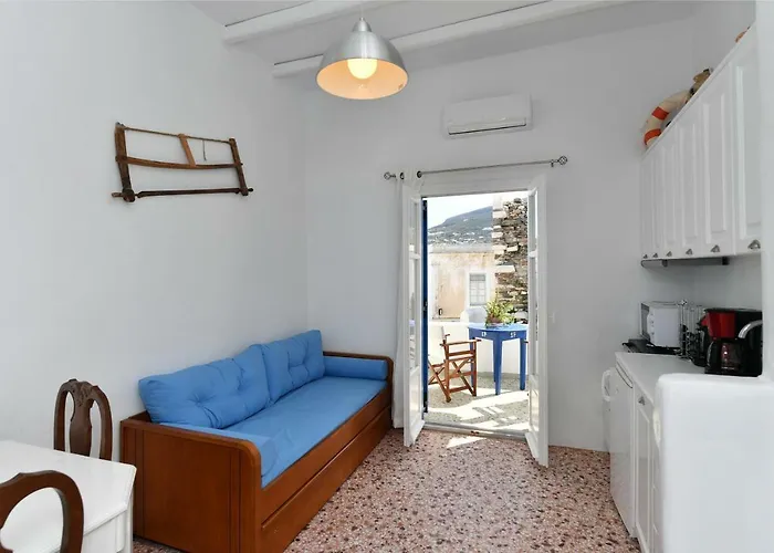 Kastro Traditional House Páros