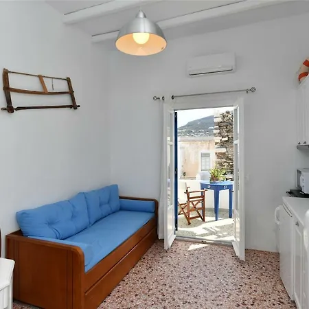 Kastro Traditional House Páros